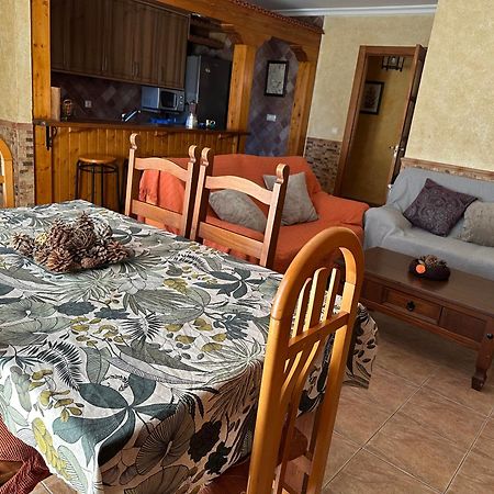 Casas Rurales Cerro Lobo Yeste Exterior foto
